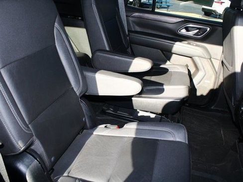 Used 2023 Chevrolet Tahoe Z71 w/ Off-Road Capability Package image 9