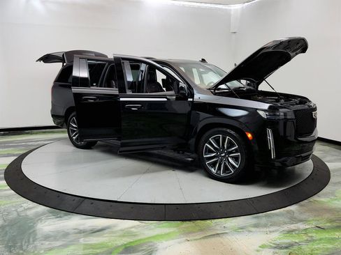 Used 2021 Cadillac Escalade ESV Sport Platinum AWD/4WD image 10