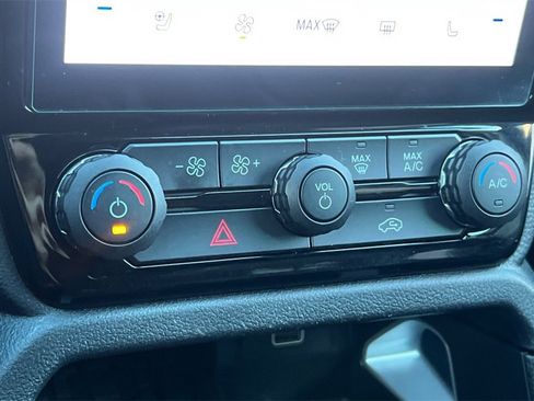 Used 2024 Ford Ranger Lariat w/ FX4 Off-Road Package image 20