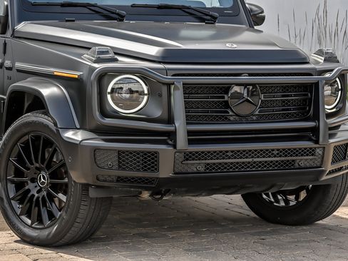 Used 2023 Mercedes-Benz G 550 image 2