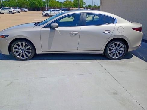 Used 2025 MAZDA MAZDA3 s FWD image 13