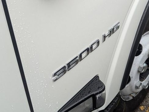 New 2025 Chevrolet Low Cab Forward image 8