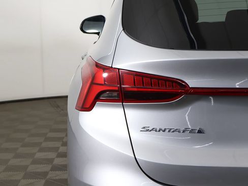 Used 2022 Hyundai Santa Fe Limited AWD/4WD image 19