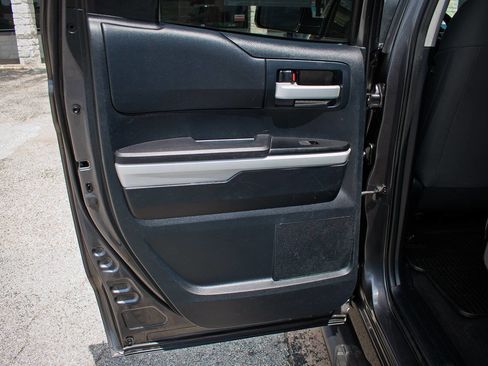 Used 2014 Toyota Tundra SR5 w/ SR5 Upgrade Package RWD image 26