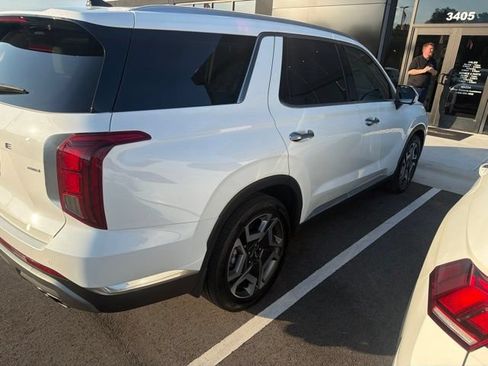 Used 2025 Hyundai Palisade Limited AWD/4WD image 13