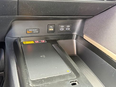 Used 2025 Toyota Camry LE FWD image 27