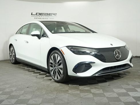 Used 2023 Mercedes-Benz EQE 500 4MATIC Sedan w/ Pinnacle Trim Package image 7