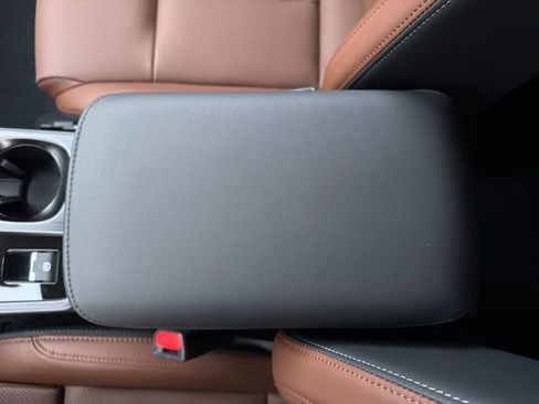 New 2026 Subaru Outback Touring XT image 18