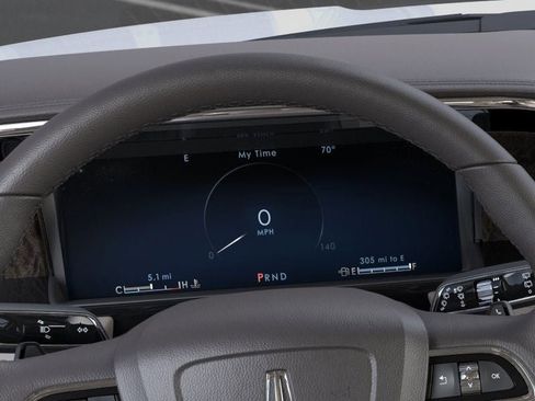 New 2024 Lincoln Navigator L Reserve image 13