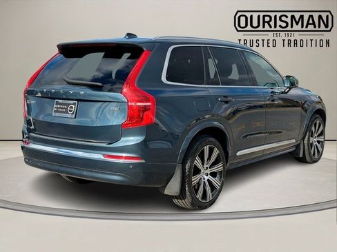 Certified 2024 Volvo XC90 B6 Ultimate w/ Protection Package Premier image 11