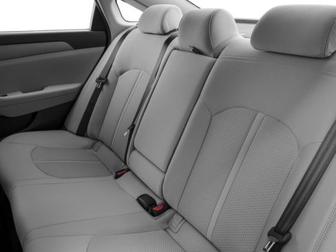 Used 2017 Hyundai Sonata SE FWD image 11