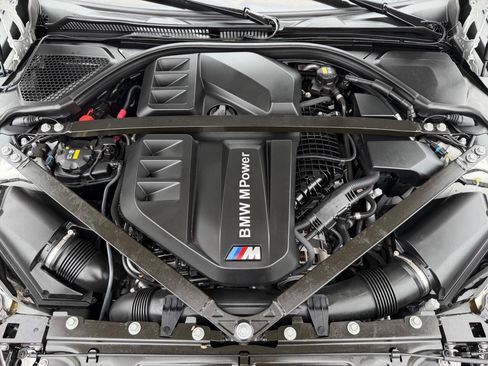 Used 2021 BMW M4 Competition w/ Executive Package RWD image 18