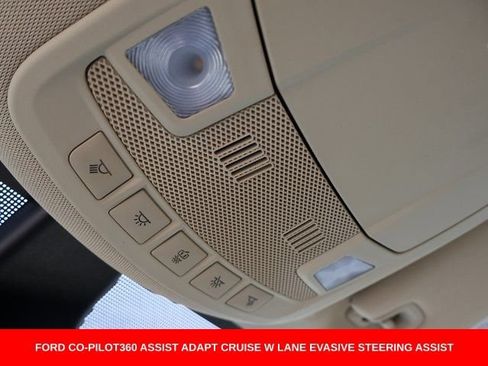 Used 2022 Ford Edge SEL AWD/4WD image 36