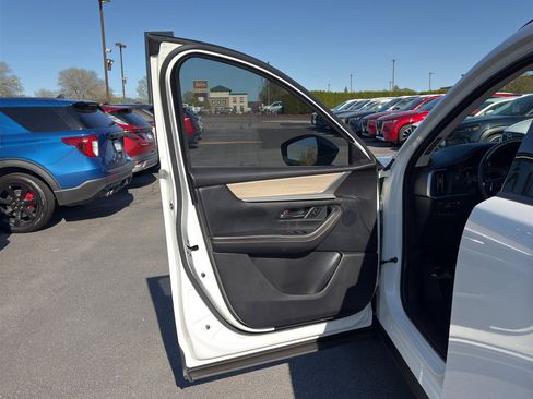 Used 2025 MAZDA CX-90 Plug-In Hybrid w/Premium Sport AWD/4WD image 11