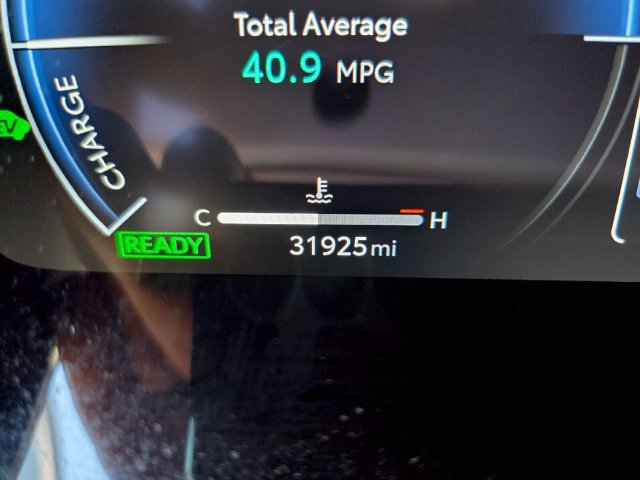 Used 2025 Toyota Camry XSE FWD image 28