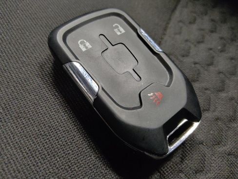 Used 2018 GMC Terrain SLE image 32