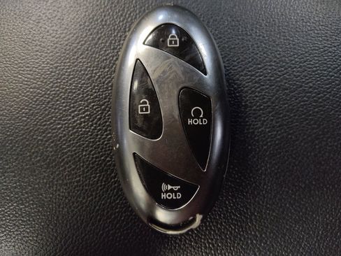 Used 2024 Hyundai Elantra SEL w/ Convenience Package FWD image 32