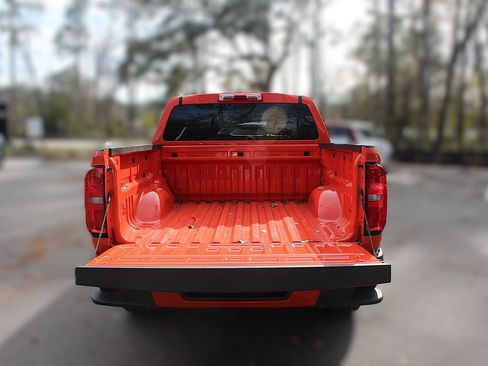 Used 2020 Chevrolet Colorado W/T w/ WT Convenience Package image 8