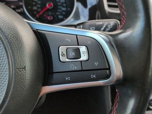 Used 2018 Volkswagen GTI Autobahn FWD image 25