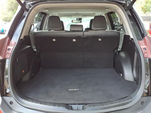 Used 2014 Toyota RAV4 Limited w/ Technology Package FWD image 6