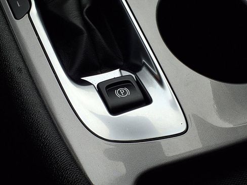 Used 2024 Chevrolet Malibu LS w/ Driver Confidence Package image 9