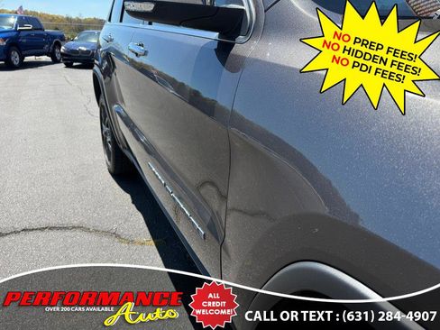 Used 2020 Jeep Grand Cherokee Limited AWD/4WD image 12