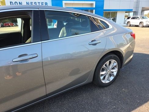 Used 2024 Chevrolet Malibu LT image 19