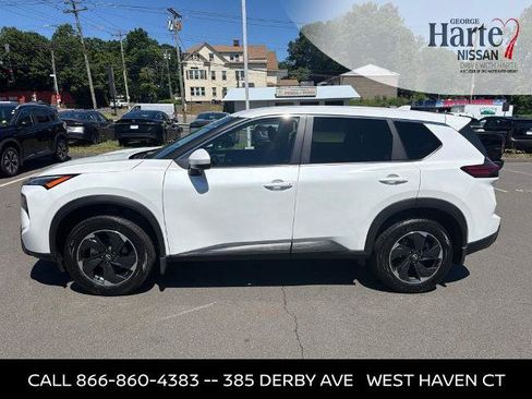 Certified 2025 Nissan Rogue SV AWD/4WD image 5