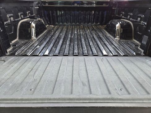 Used 2022 Chevrolet Silverado 1500 LT image 29