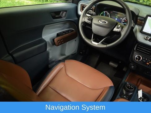 Used 2024 Ford Maverick Lariat FWD image 2