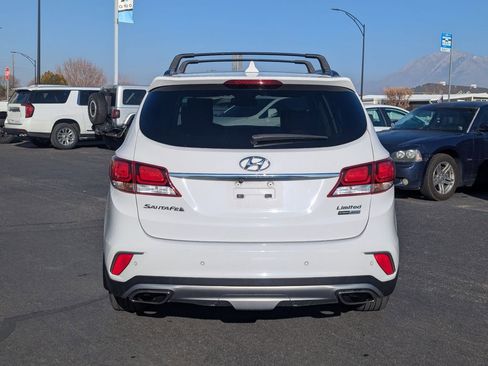 Used 2018 Hyundai Santa Fe Limited image 6