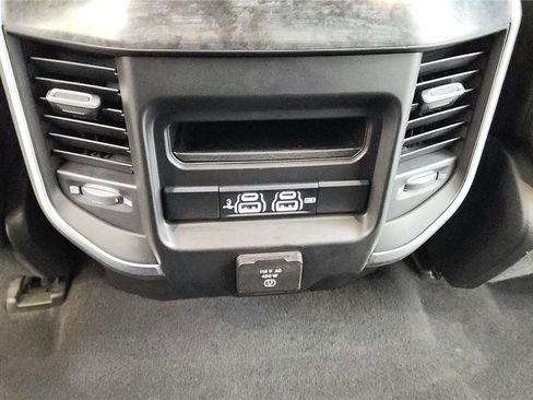 Used 2019 RAM 1500 Big Horn AWD/4WD image 21