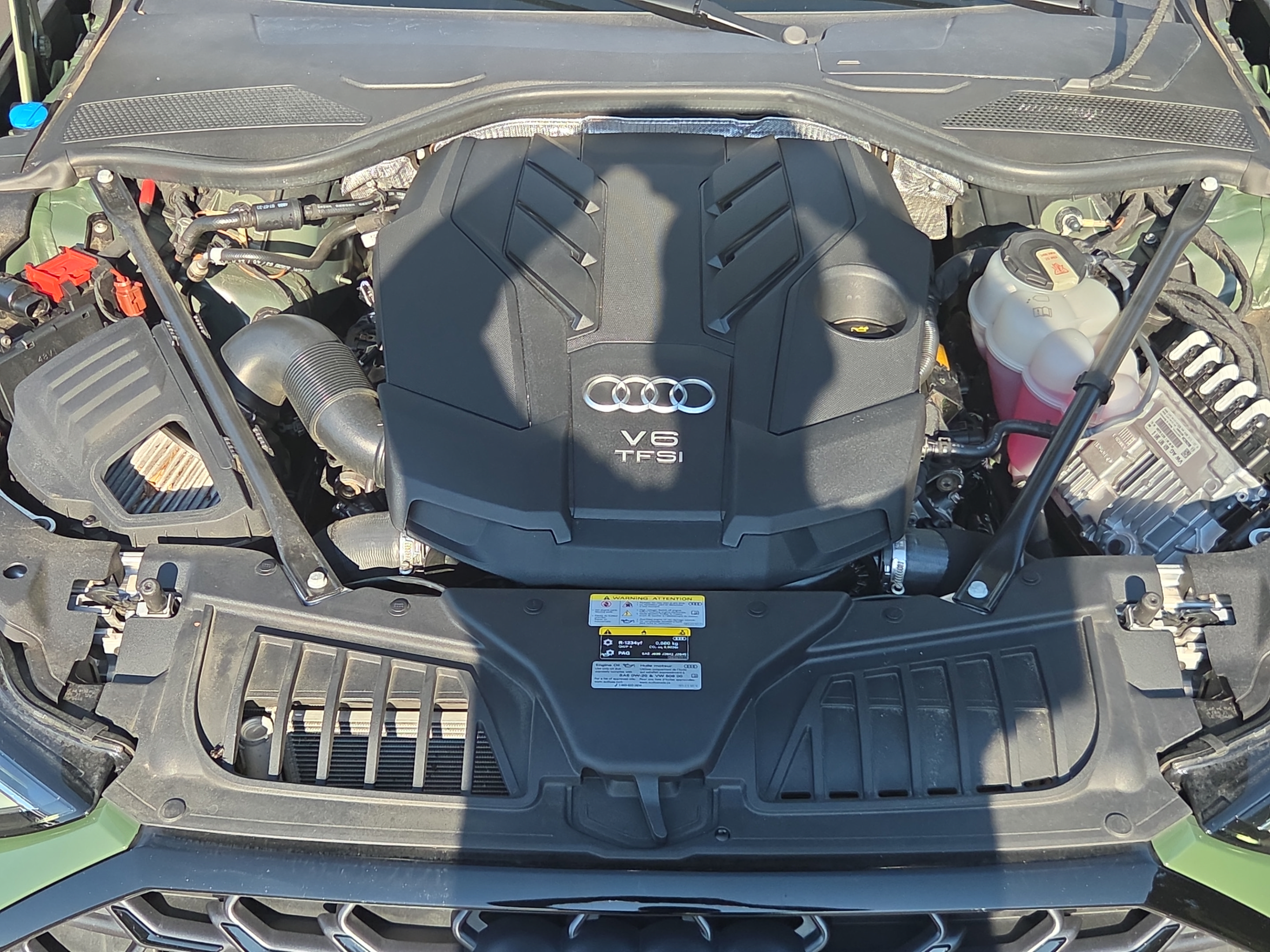 Used 2024 Audi A8 L 3.0T AWD/4WD image 9