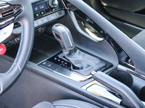 Used 2023 Hyundai Elantra N FWD image 17