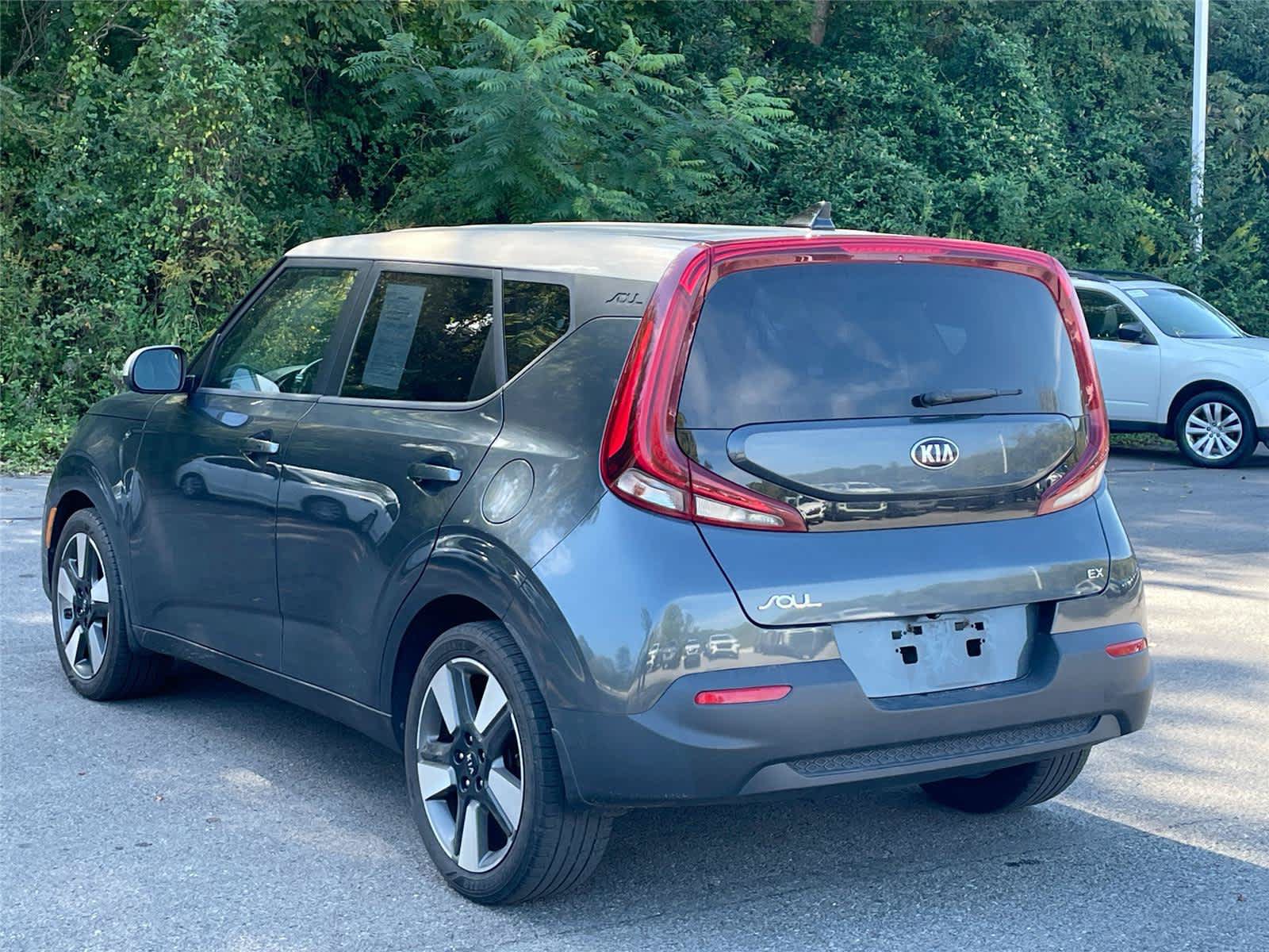 Used 2020 Kia Soul EX w/ Option Group 015 FWD image 3