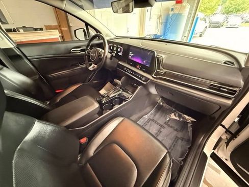 Used 2024 Kia Sportage EX FWD image 27