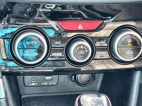 Used 2020 Subaru Forester Limited w/ Popular Package #3 image 24