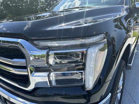 Used 2024 Ford F150 Lariat w/ FX4 Off-Road Package AWD/4WD image 6