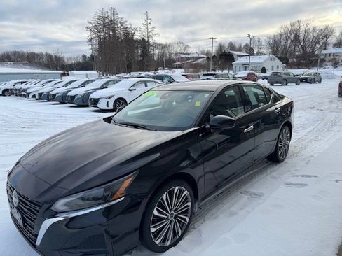 Used 2023 Nissan Altima 2.5 SL image 10