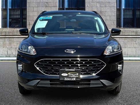 Certified 2022 Ford Escape SEL w/ SEL Stealth AWD Package image 3