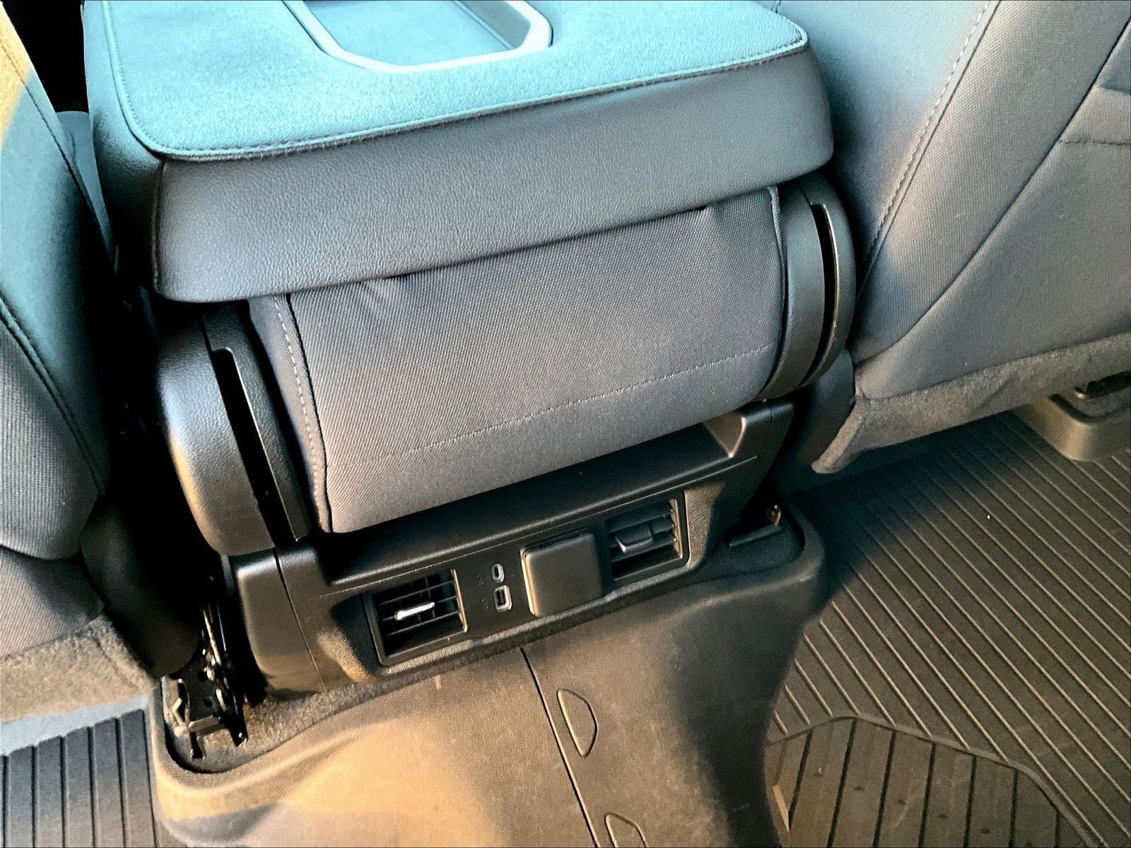 Used 2023 Chevrolet Silverado 1500 RST AWD/4WD image 10