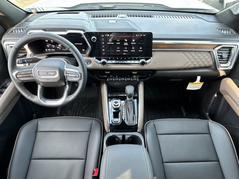 New 2026 GMC Canyon Denali image 22