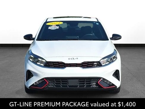 Used 2024 Kia Forte GT-Line w/ GT-Line Premium Package FWD image 3