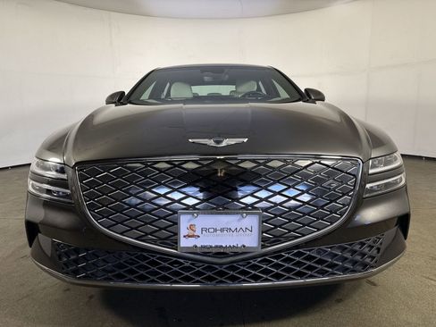 Used 2024 Genesis G80 image 25