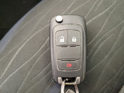 Used 2016 Buick Encore FWD image 32