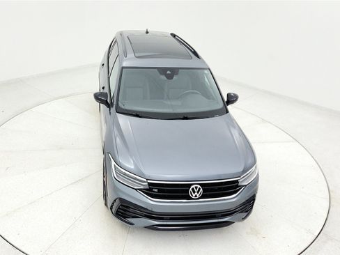 Used 2023 Volkswagen Tiguan SE R-Line image 19