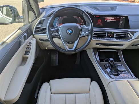 Used 2021 BMW X5 xDrive40i w/ Premium Package image 9