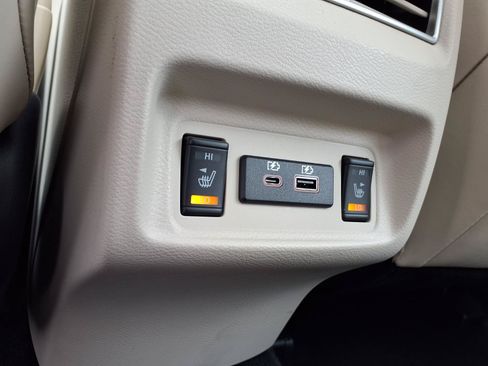 Used 2023 Nissan Maxima Platinum FWD image 27