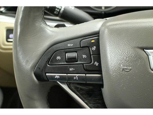 Used 2020 Cadillac XT6 Premium Luxury image 42