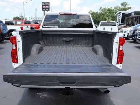 Used 2022 Chevrolet Silverado 2500 LT AWD/4WD image 25